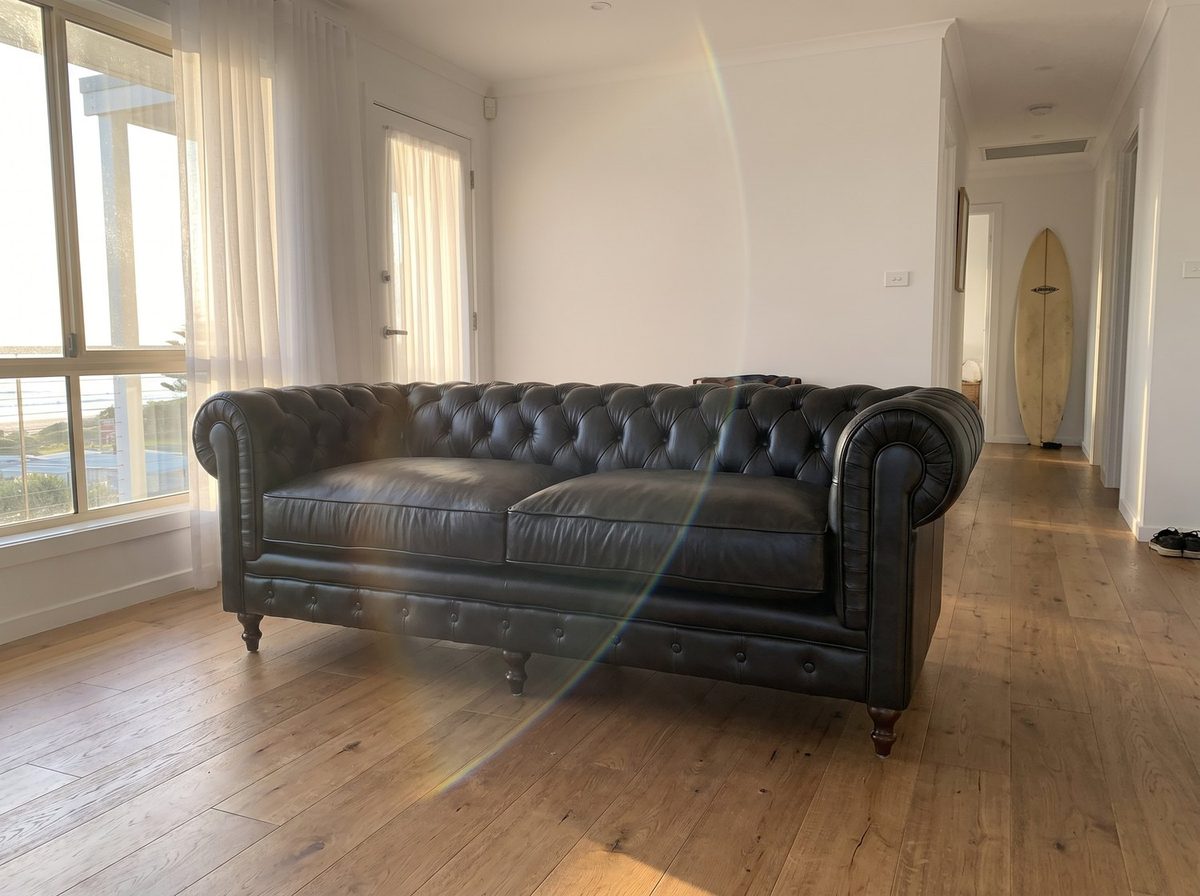 Marlowe Three-Seat Chesterfield Lounge – Black